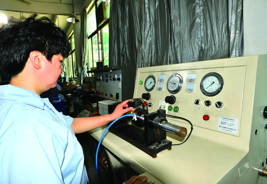 Kailing technician performing a pneumatic pressure test