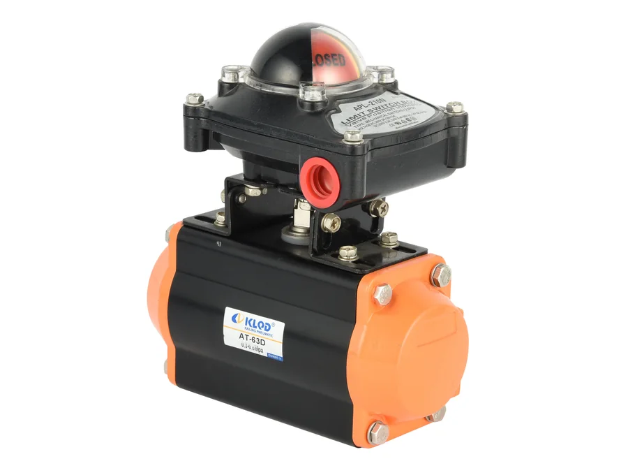 Pneumatic actuator for automated quarter-turn valves